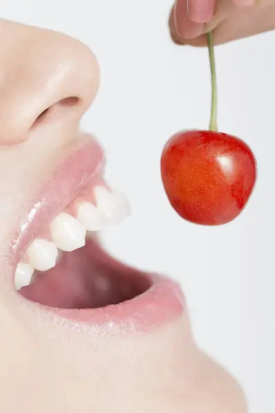 Close Shot Beautiful Girl Going Eat Sweet Cherry Isolated White — Stock Photo, Image