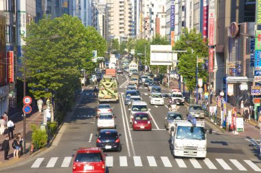 Tokyo City, Japonya 'da modern binalar ve arabalar