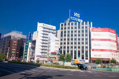 Güneşli bir günde Asya şehri manzarası  