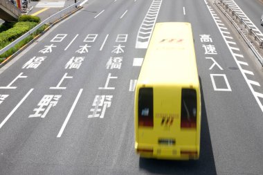 Şehirdeki otoyol manzarası