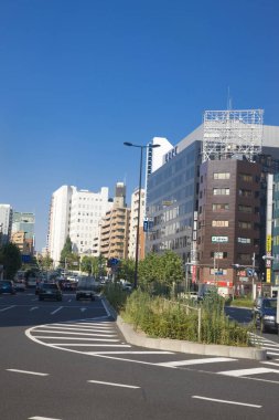 Güneşli bir günde Asya şehri manzarası  