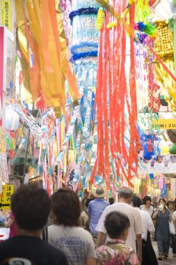 Japonya 'daki güzel Tanabata Festivali dekorasyonları