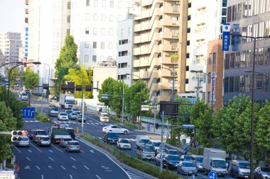 Tokyo City, Japonya 'da modern binalar ve arabalar