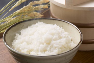 Bir kase taze pilav. Japon yemeği. 