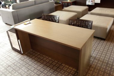 bir kafenin modern iç mimarisi, ayrıntılı görünüm