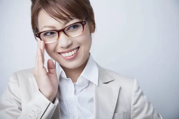 Retrato Jovem Empresária Asiática Com Óculos — Fotografia de Stock