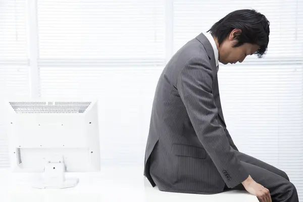 Portrait Adult Depressed Japanese Businessman Office — Stock Photo, Image