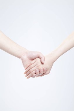 İki elinizi de kapatın.