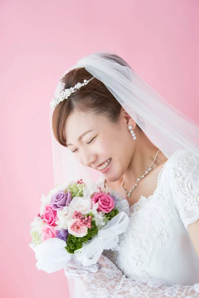 Krásná Mladá Asijská Nevěsta — Stock fotografie