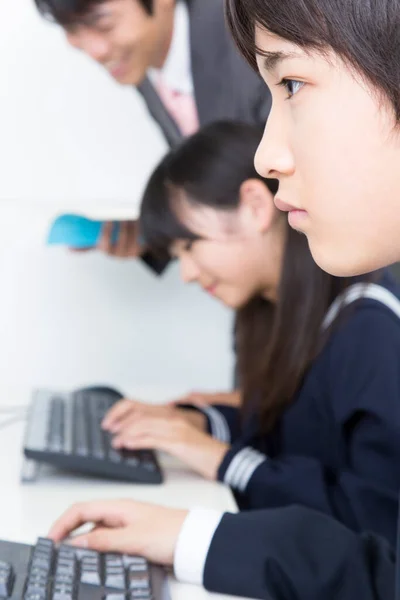 Portrait Asian Students Teacher Computer Class — Stock Photo, Image