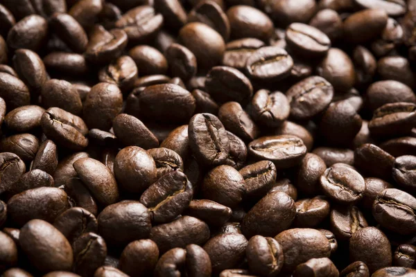 Kávébab Fekete Háttérrel Közelről — Stock Fotó