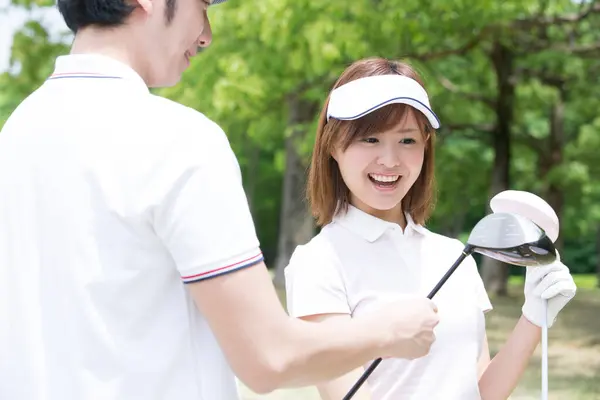 Young Asian Couple Golf Clubs — Stock Photo, Image