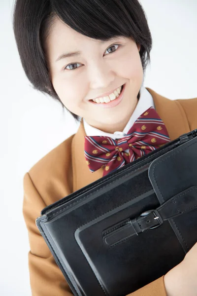 Ritratto Giapponese Ragazza Scuola Uniforme Holding Bag — Foto Stock