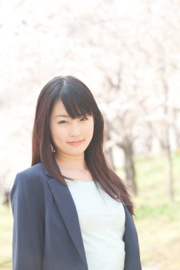 Spring Park 'taki Asyalı kadının portresi. 