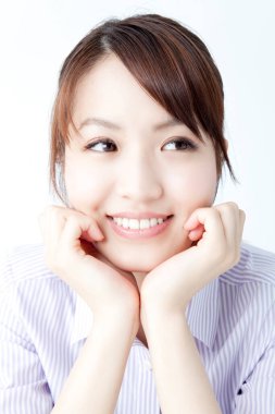 Güzel bir genç kadının portresi, stüdyo fotoğrafı.