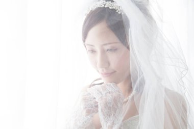 Peçeli güzel Japon gelini.