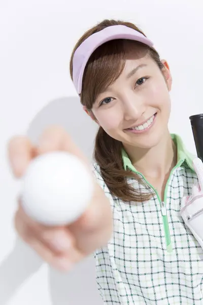Młoda Japońska Kobieta Golfistka Gra Golfa — Zdjęcie stockowe