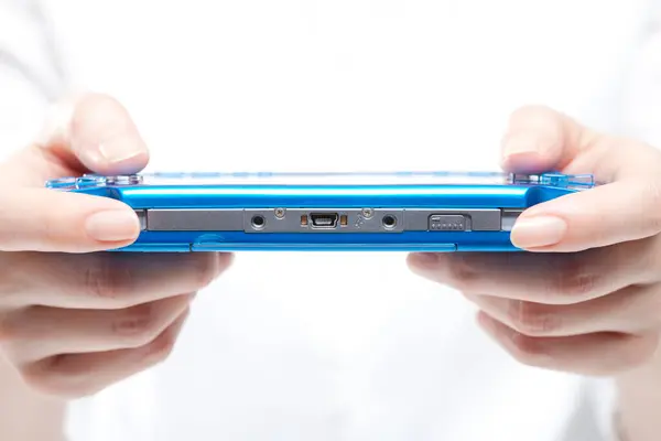 Frauenhände Halten Modernes Blaues Gamepad — Stockfoto