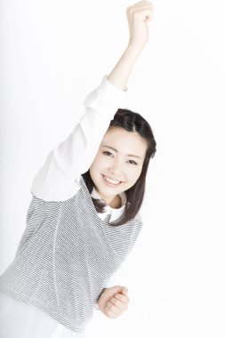 Beyaz tenli güzel duygusal Japon kadının portresi.