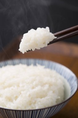 Bir kase taze pilav. Japon yemeği. 