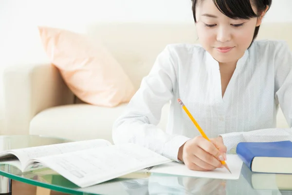 Cute Asian Girl Studying Home — Stock Photo, Image