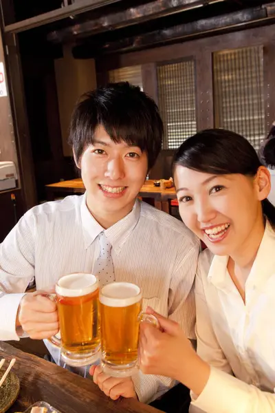 Japanska Affärsmän Med Bar — Stockfoto