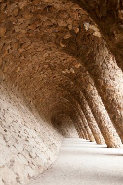 Barselona, İspanya 'daki Park Guell' de sütunlar