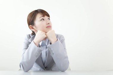 Düşünen kadın, düşünen konsept