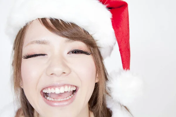 Schöne Japanische Frau Als Weihnachtsmann Gekleidet — Stockfoto