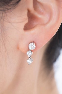 Mücevher ve aksesuarlar, yakın plan küpeler. 