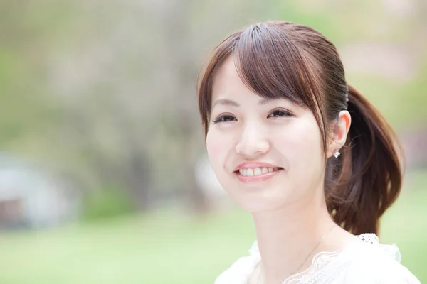 Beautiful Asian Woman White Dress Park — Stock Photo, Image
