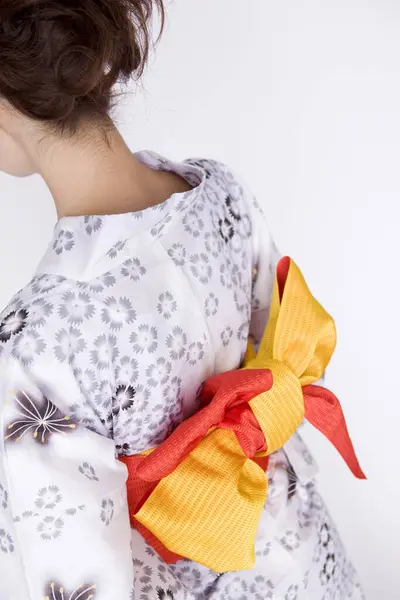 Ιαπωνική Γυναίκα Κιμονό Παραδοσιακό Στολίδι — Φωτογραφία Αρχείου