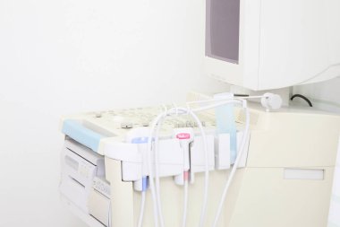 Modern bir hastanede teşhis cihazları. Yakın çekim görünümü