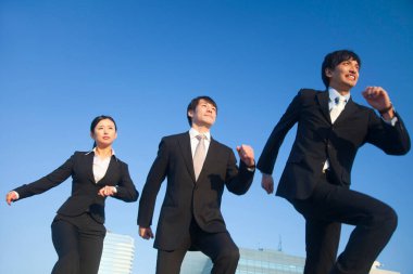 Şehirde çalışan iş adamları