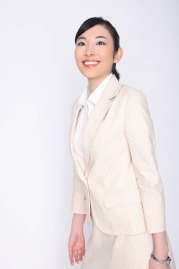 Tecrit edilmiş bir geçmişi olan Asyalı kadın.