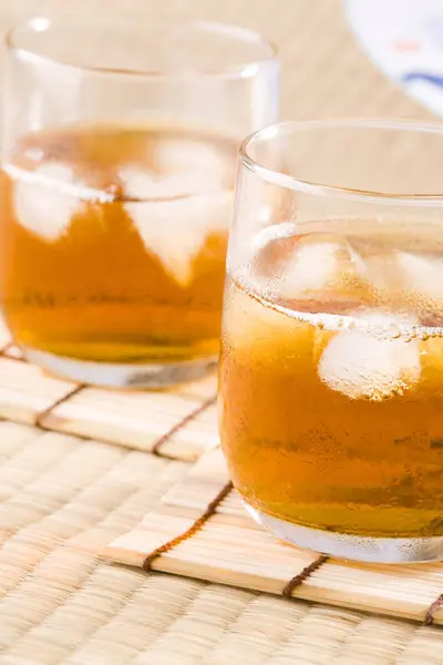Close View Cold Tea Ice Cubes — Stock Photo, Image