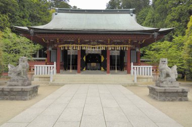 Japonya 'daki tapınağın manzarası. Geleneksel Japon mimari kavramı