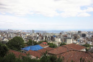 Japonya 'daki Kobe şehrinin hava görüntüsü.