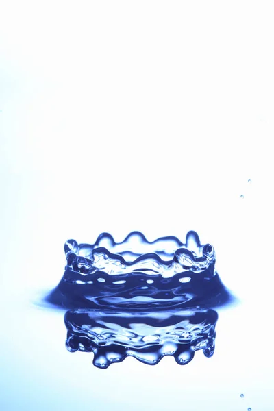 Transparente Wasseroberfläche Hintergrund — Stockfoto