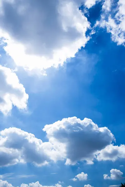 Fehér Felhők Kék Háttér — Stock Fotó