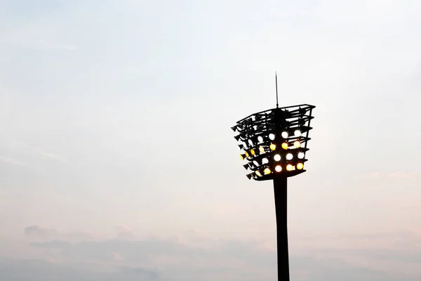 サッカースタジアムのライト — ストック写真