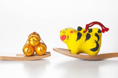 Tiger Bell, Tora Dorei, Japon Seramik Vintage Bell, Sarı Kaplan Bebek Kararlılığın ve İnce Zekanın sembolü