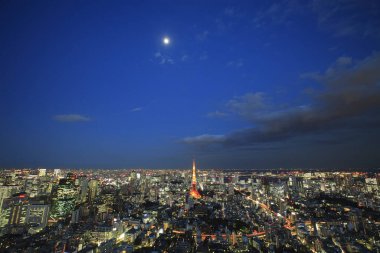 Güzel gece manzaralı modern şehir ışıkları, şenlikli konsept 
