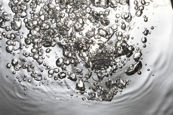 水に泡をクローズ アップ — ストック写真