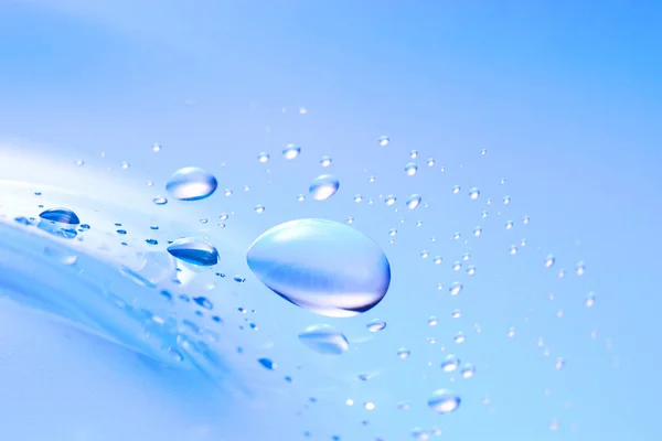 Vatten Droppar Blå Bakgrund — Stockfoto