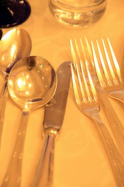 Restoranda masa ayarları