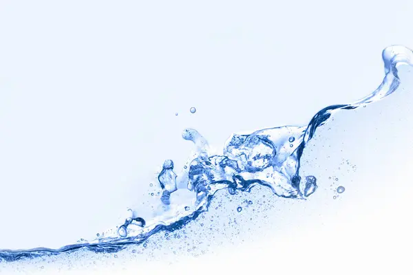 Salpicadura Agua Clara Con Burbujas Sobre Fondo Azul Claro —  Fotos de Stock