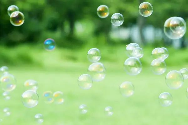 Burbujas Arco Iris Del Soplador Burbujas —  Fotos de Stock