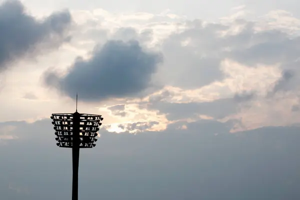 Φώτα Του Γηπέδου Ποδοσφαίρου — Φωτογραφία Αρχείου