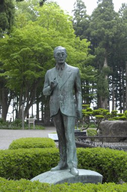 Japon eğitimci, diplomat ve yazar Inazo Nitobe 'nin heykeli, Japonya